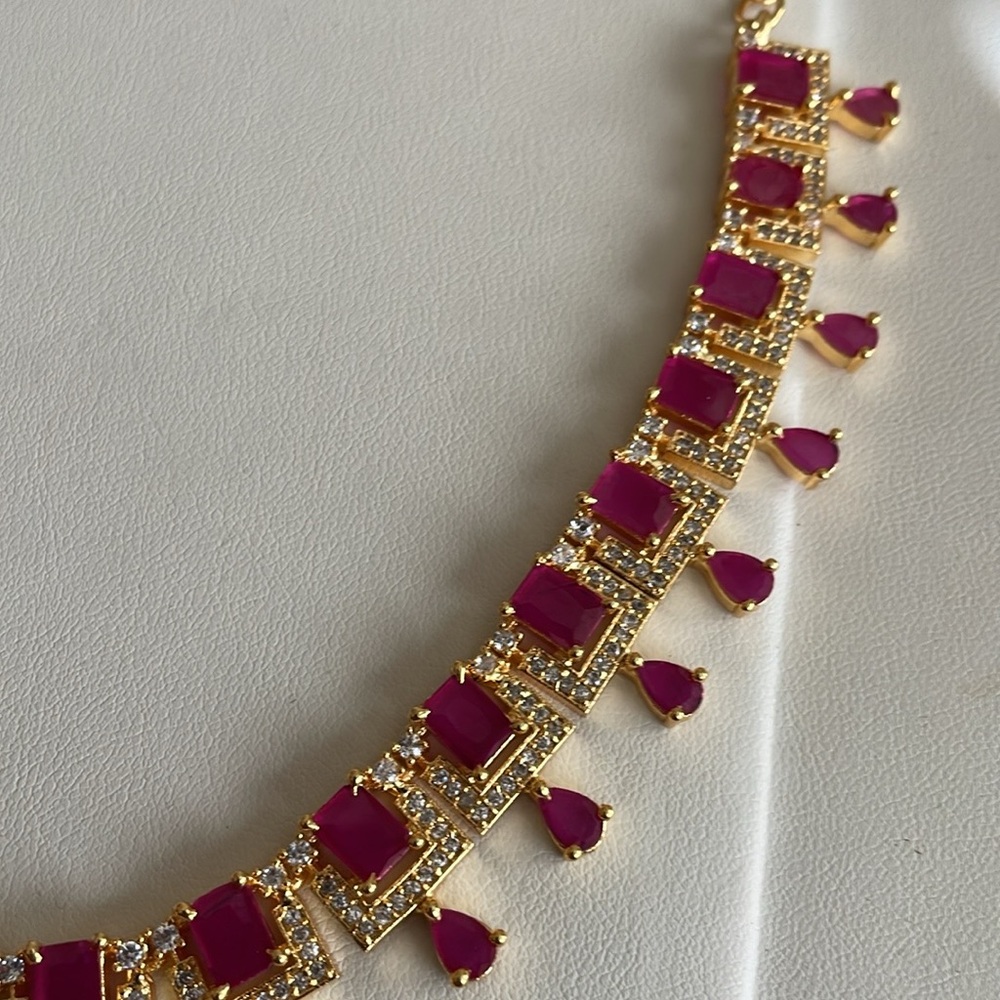 Necklace - Picture 5 of 8